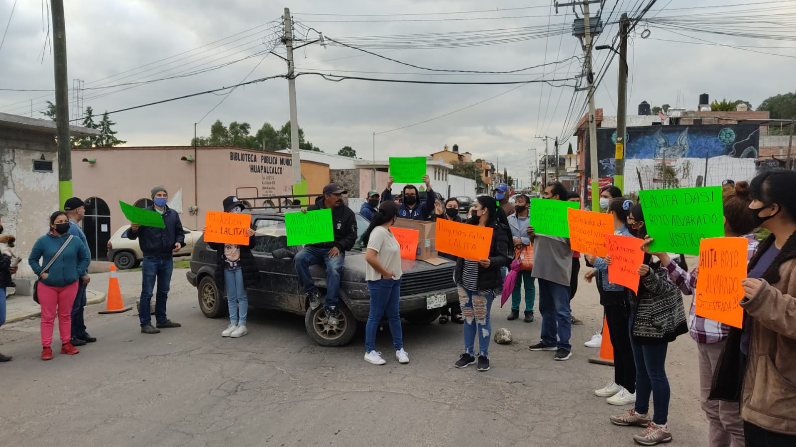 Se manifiestan por la sustracción de Lalita en Tulancingo; piden justicia