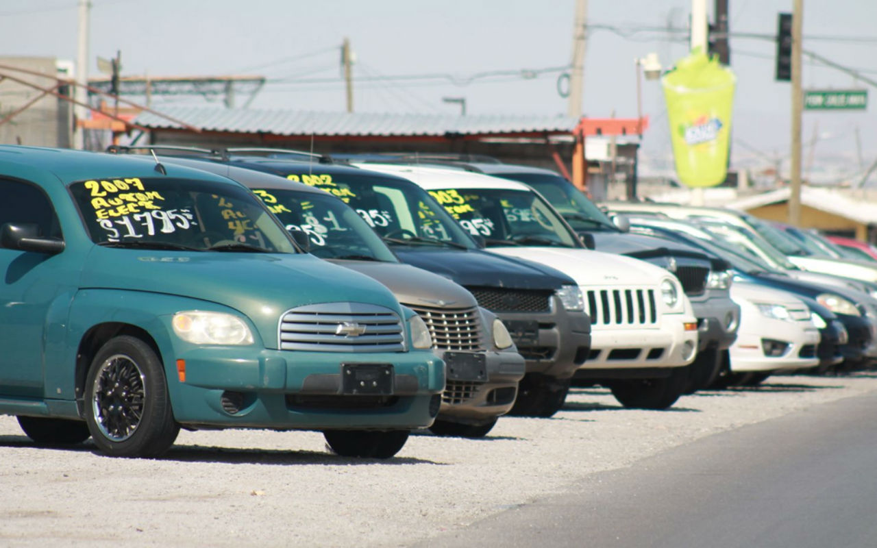 AMLO anuncia extensión de programa para regularizar autos ‘chocolate’ en Nayarit