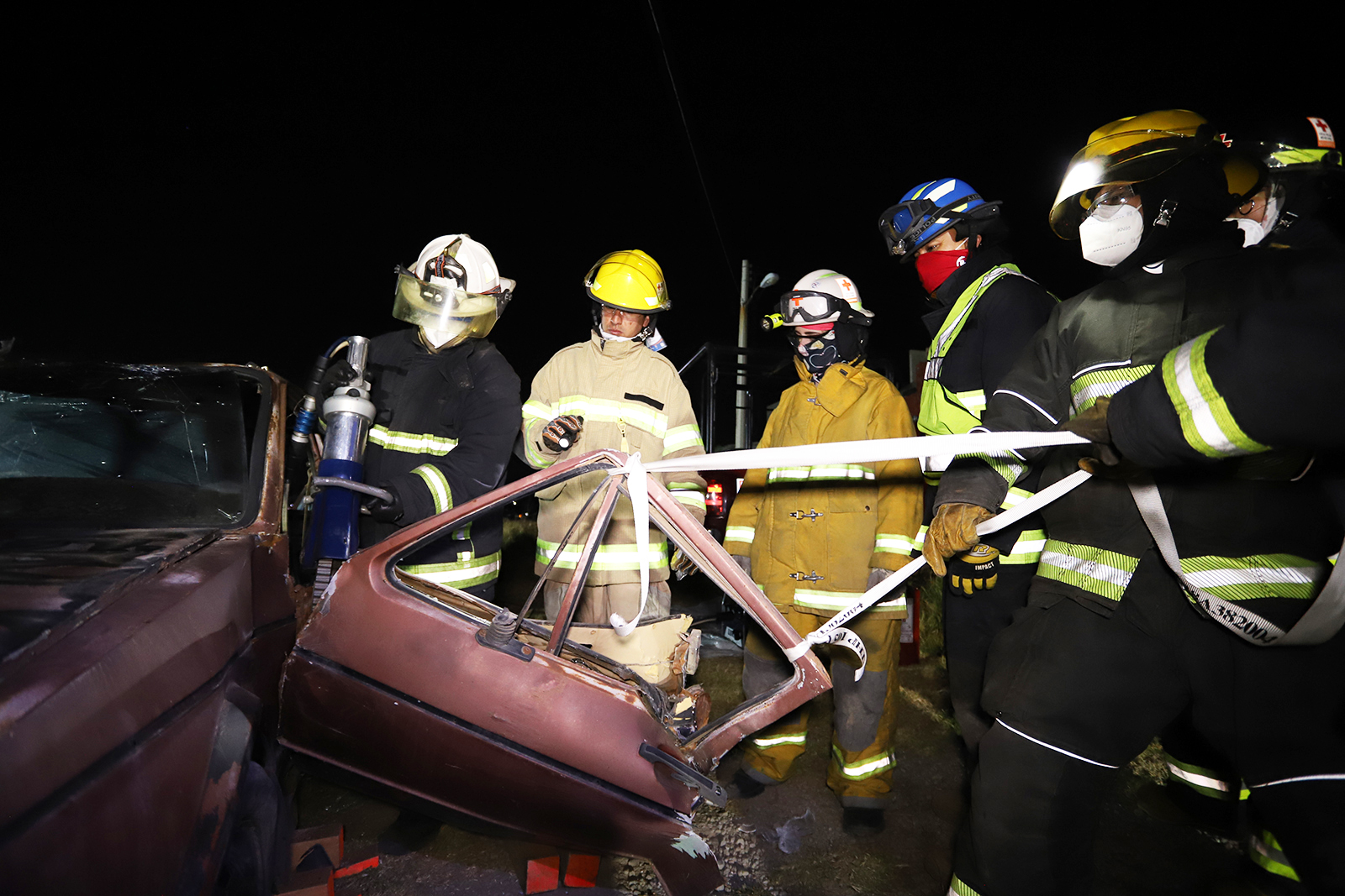 Capacitación a bomberos de Hidalgo en extracción vehicular especializada