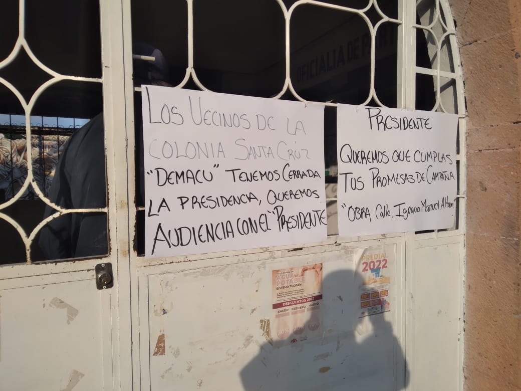 Pobladores toman instalaciones de Alcaldía de San Salvador