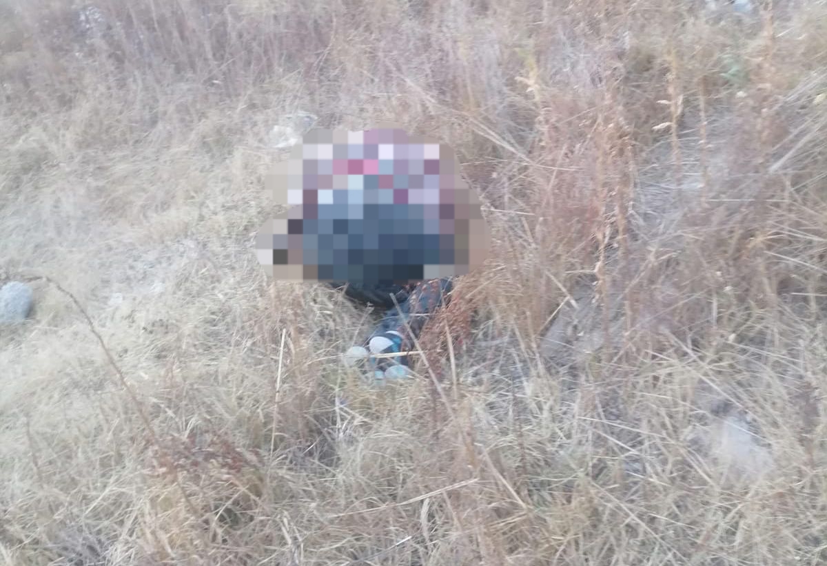 Hallan cadáver con tiro en la cabeza en Atotonilco de Tula