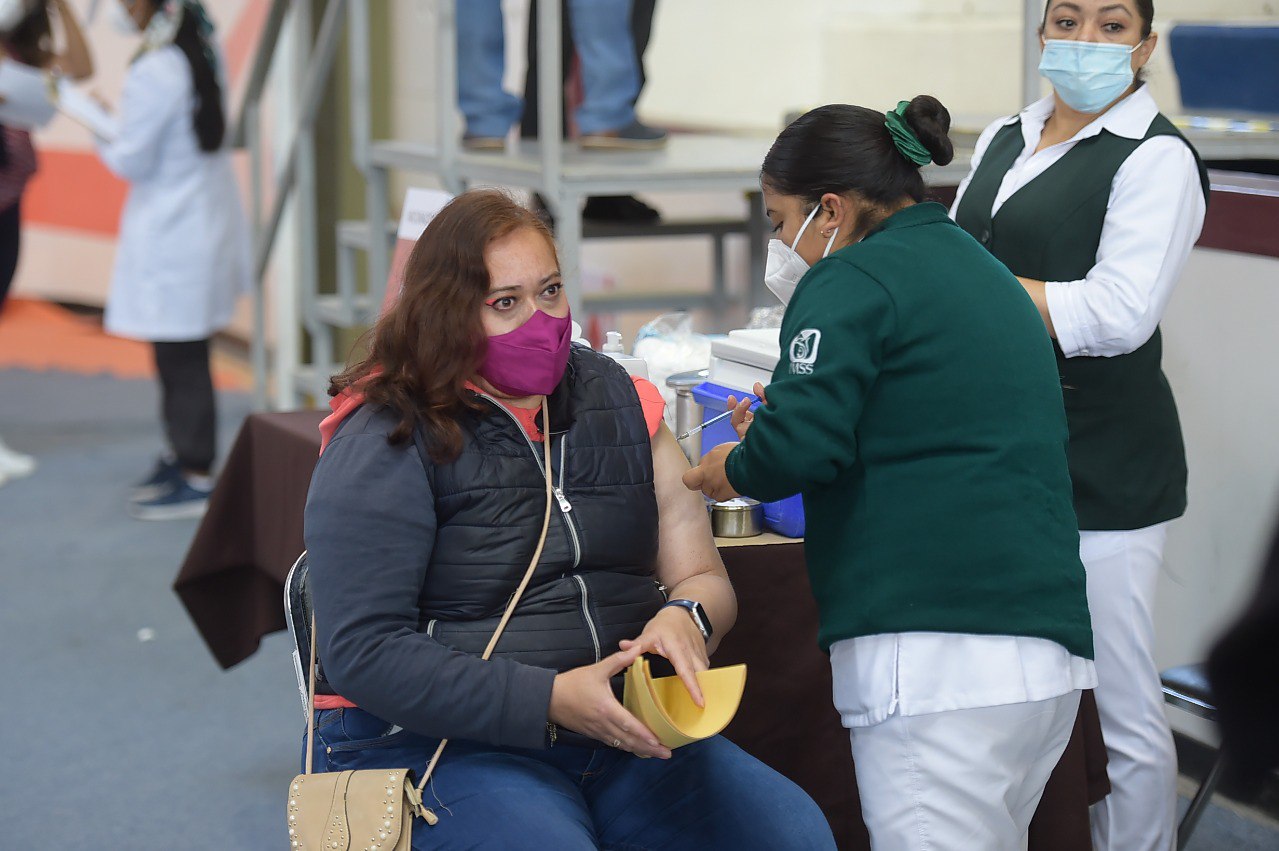 Vacuna Covid refuerzo: inicia el 2 de febrero para personas de 40 a 49 años