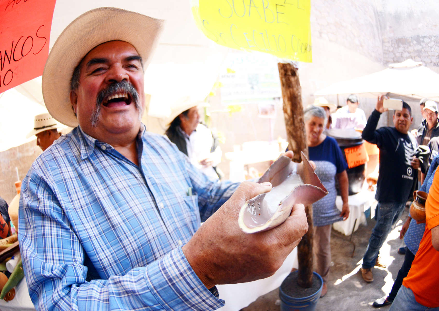 Activistas promueven la preservación de esta bebida patrimonial de México