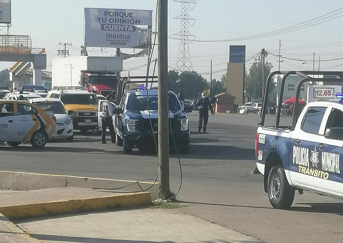 Se registra riña entre taxistas y mototaxistas en límites de Tizayuca