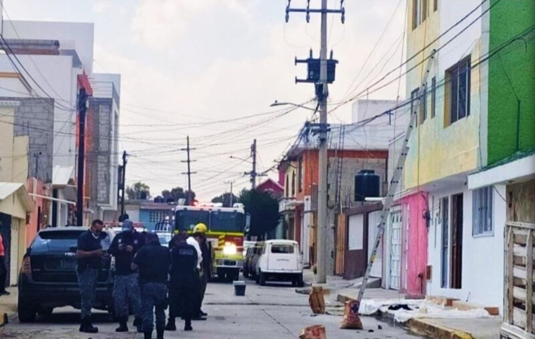 Hombre resulta electrocutado en la Plutarco Elías Calles, Pachuca