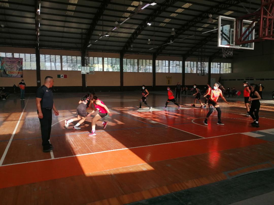 Inicia gira del club peruano de baloncesto en Hidalgo