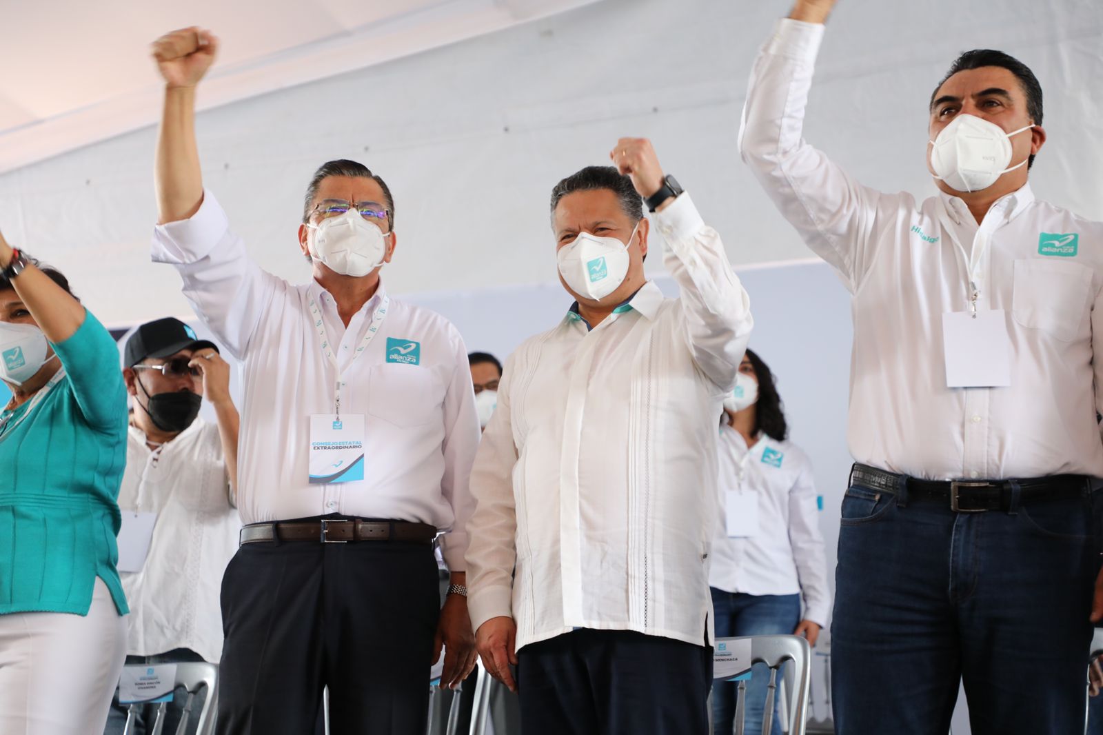 Julio Menchaca toma protesta como candidato de Nueva Alianza