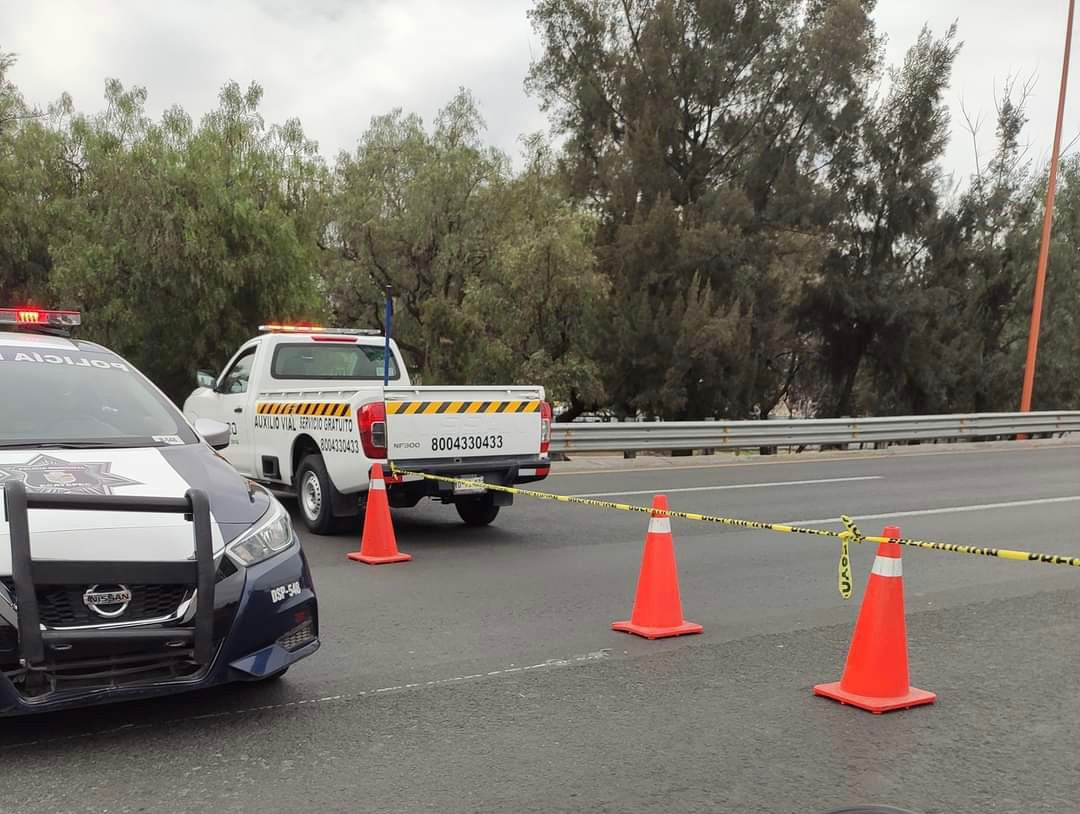 Transportistas desquician carreteras en varios estados