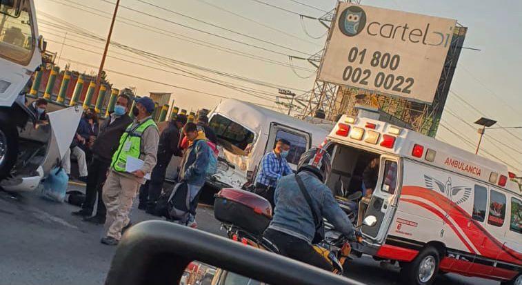 Al menos 10 lesionados, tras choque de transporte en la México-Pachuca