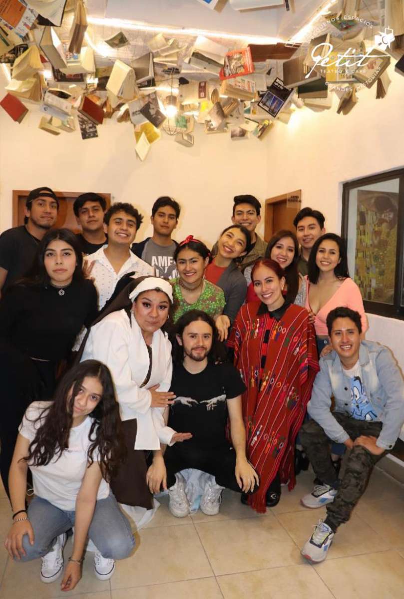 Reconocerán al elenco de Petit Teatro