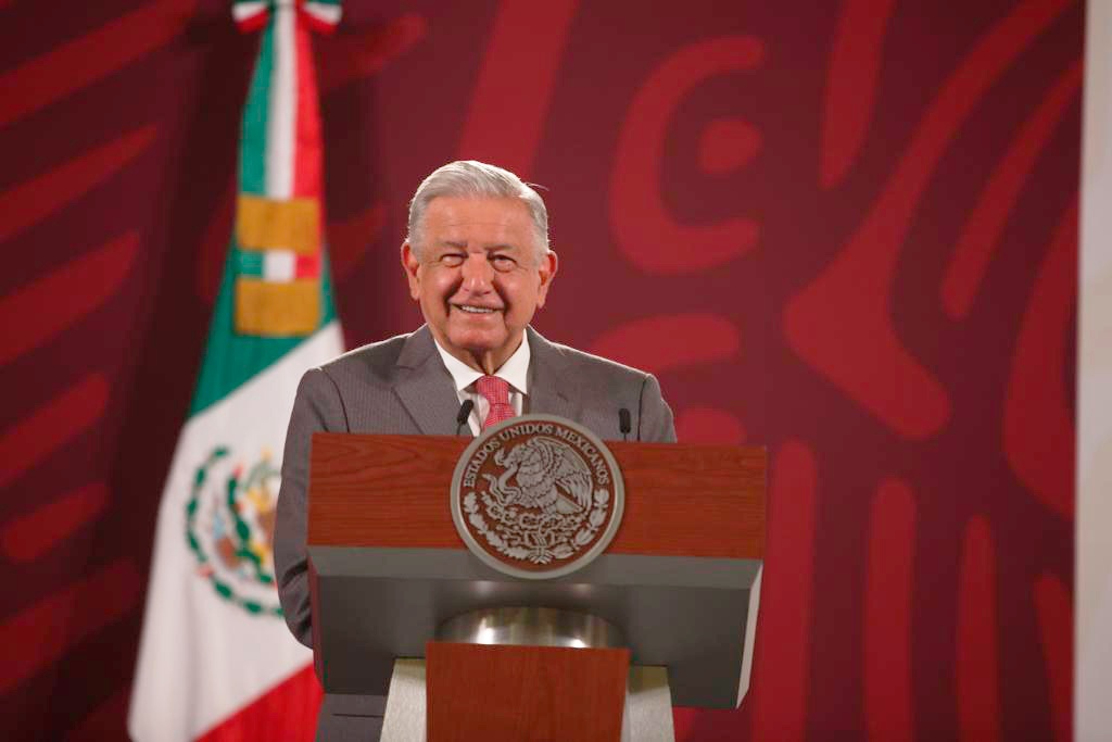 10 de mayo: AMLO recuerda a mamás que buscan desaparecidos