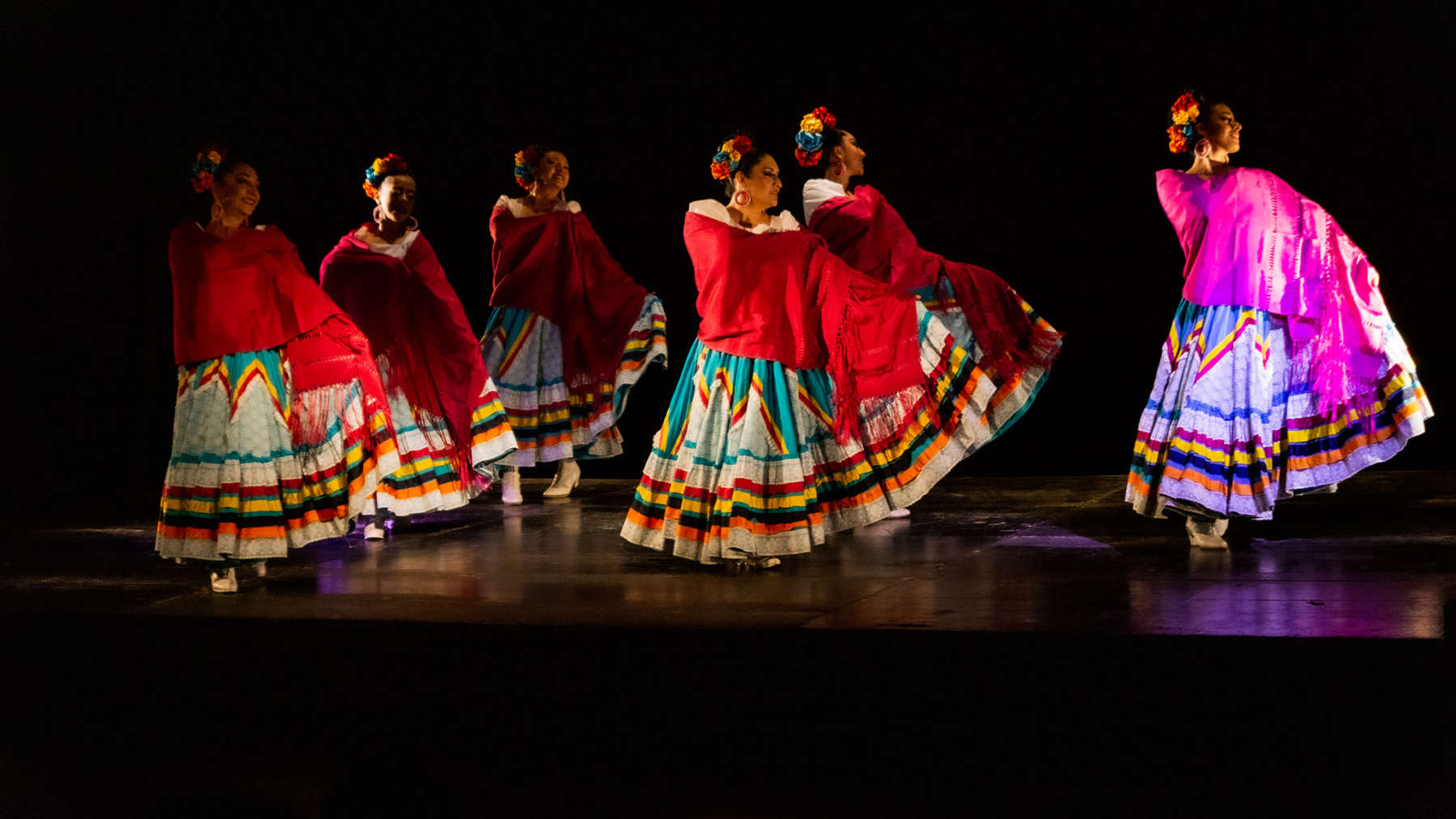 Presentaciones y talleres en celebración a la danza en municipios de Hidalgo