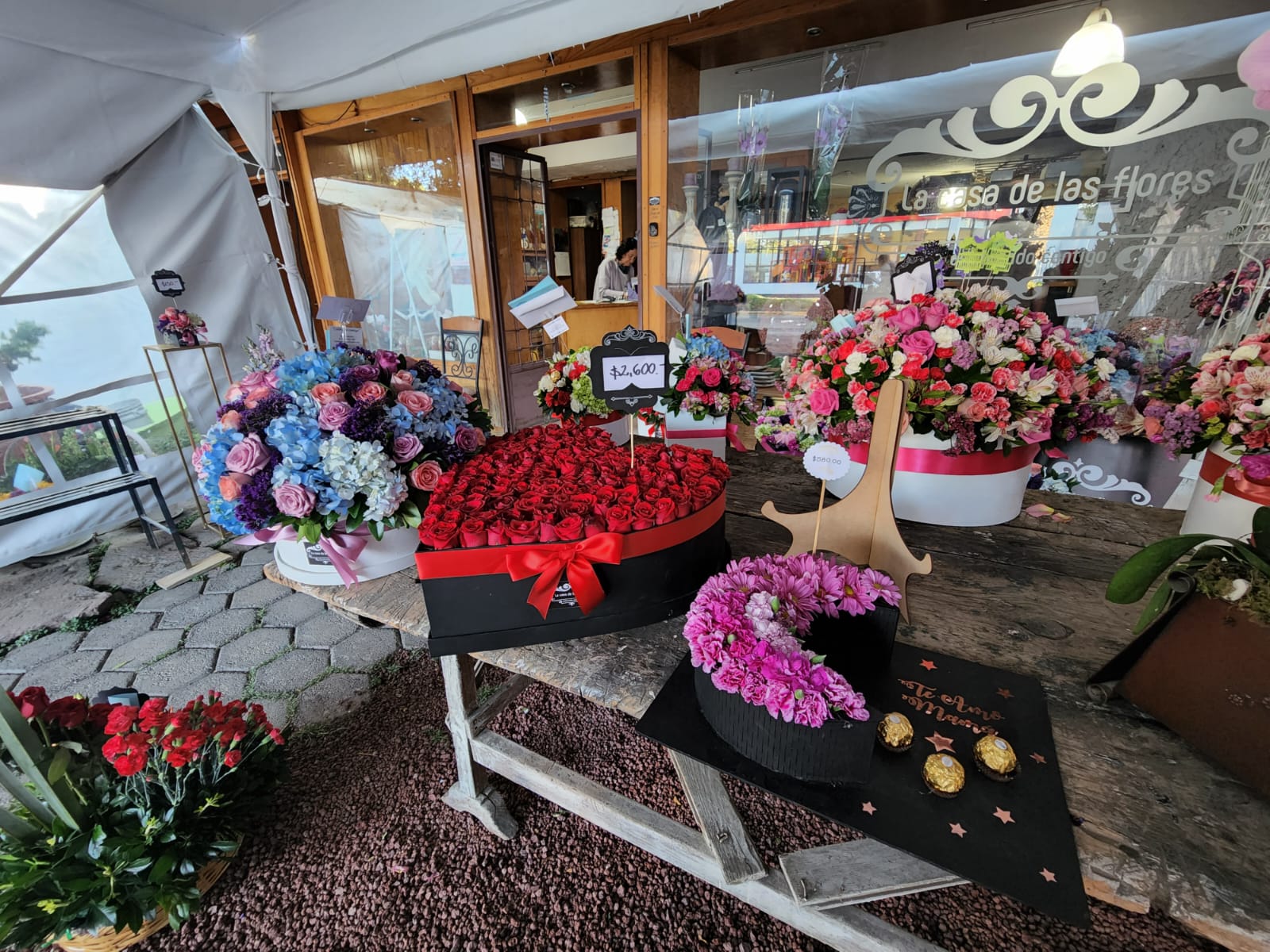 10 de mayo: florerías y restaurantes principales beneficiados por Día de las Madres