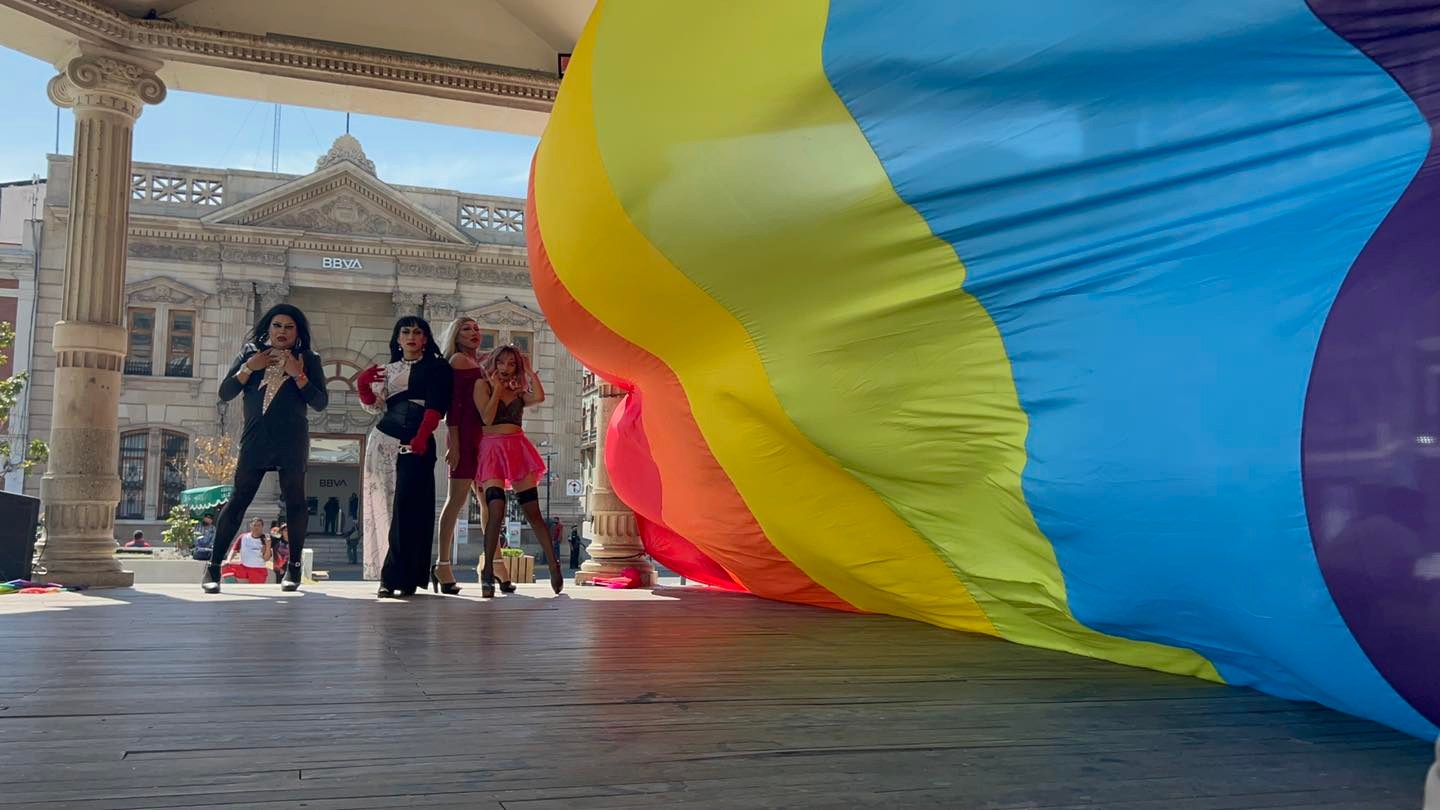 Lanzan concurso fotográfico ‘Viviendo con orgullo’