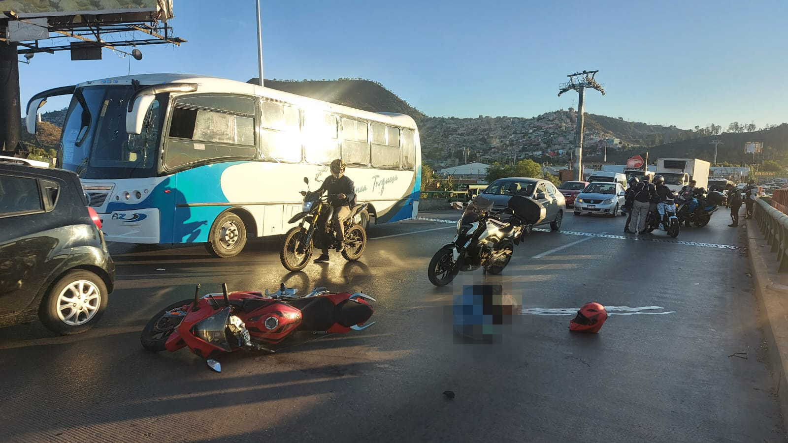 Fallece motociclista sobre la autopista México-Pachuca