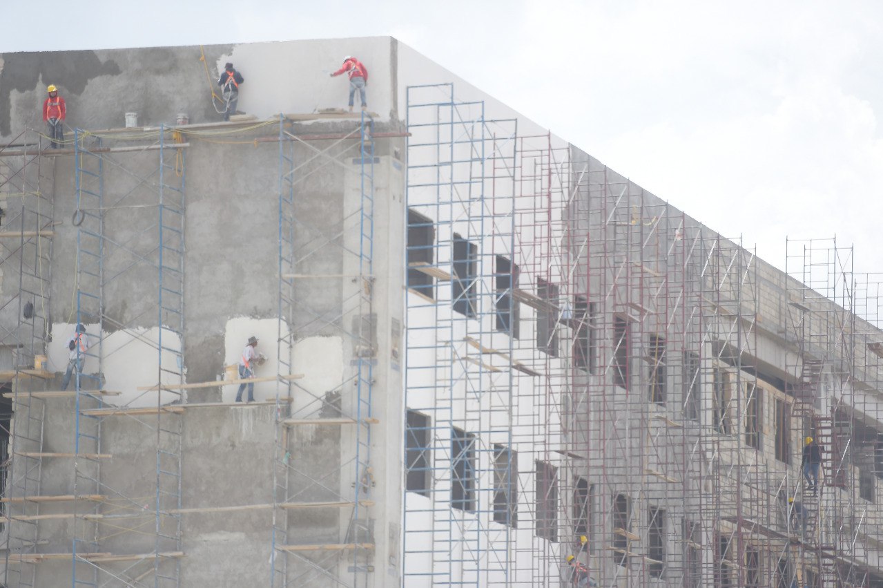 Gobierno suspendió dos obras hospitalarias