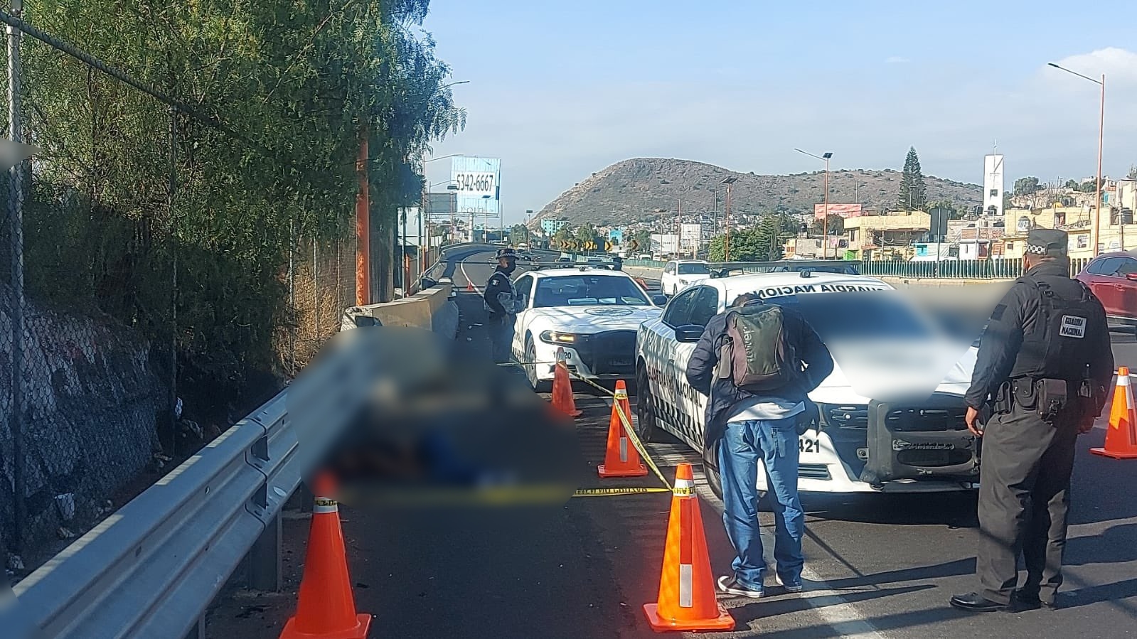 Hallan el cuerpo de un hombre sin vida en la México-Pachuca