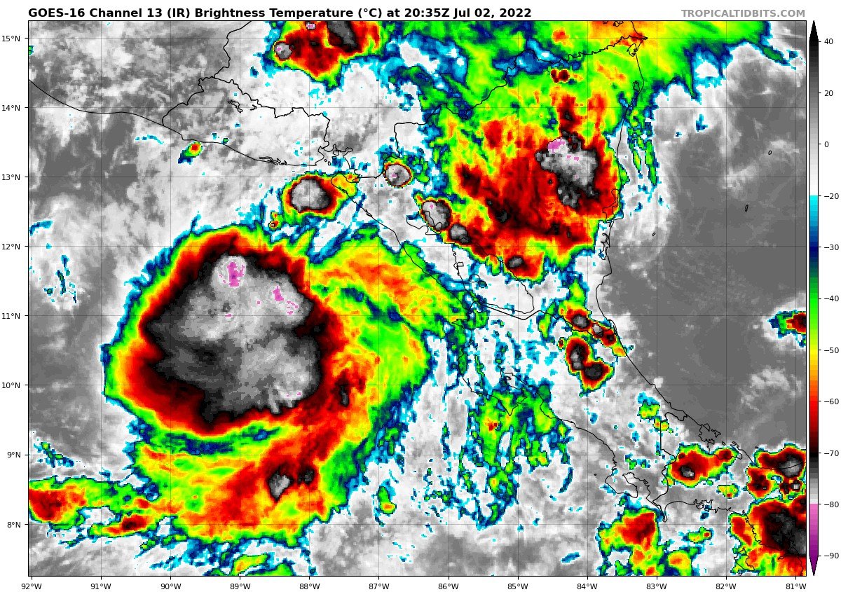 ‘Bonnie’ se convertirá en huracán; causará lluvias intensas en el país