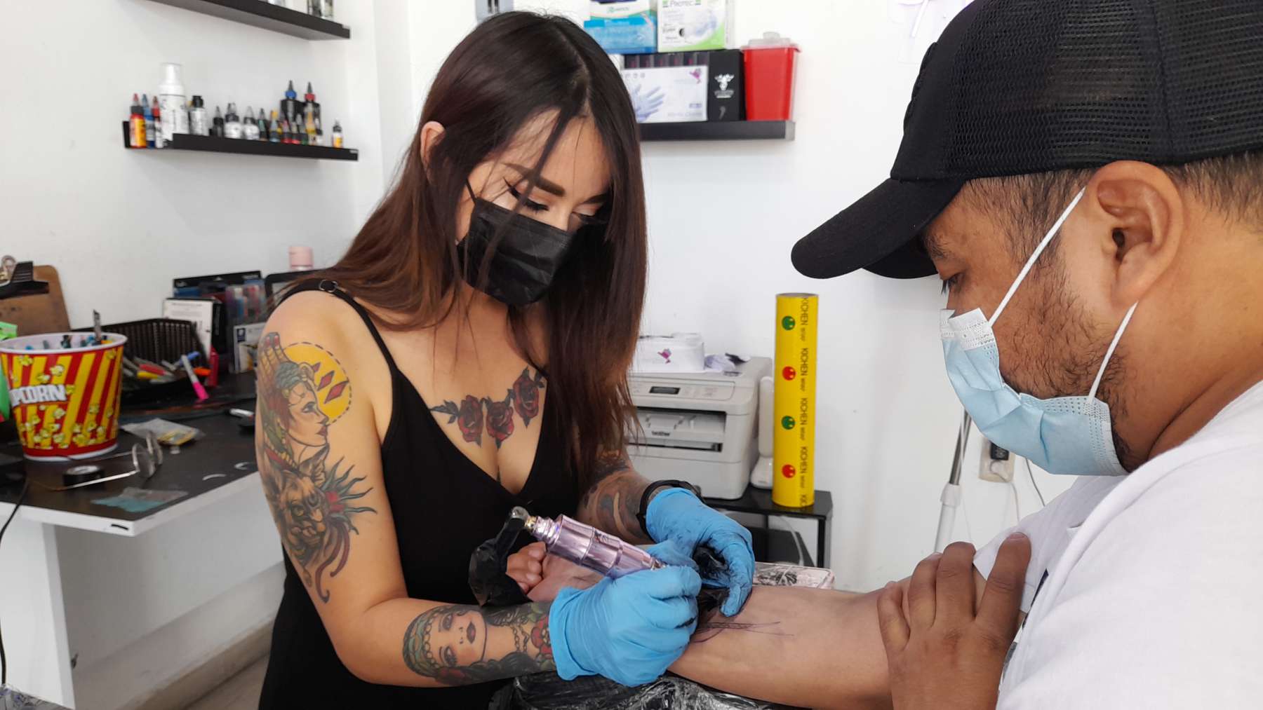 Los tatuajes son expresiones a través de la piel: Montserrat