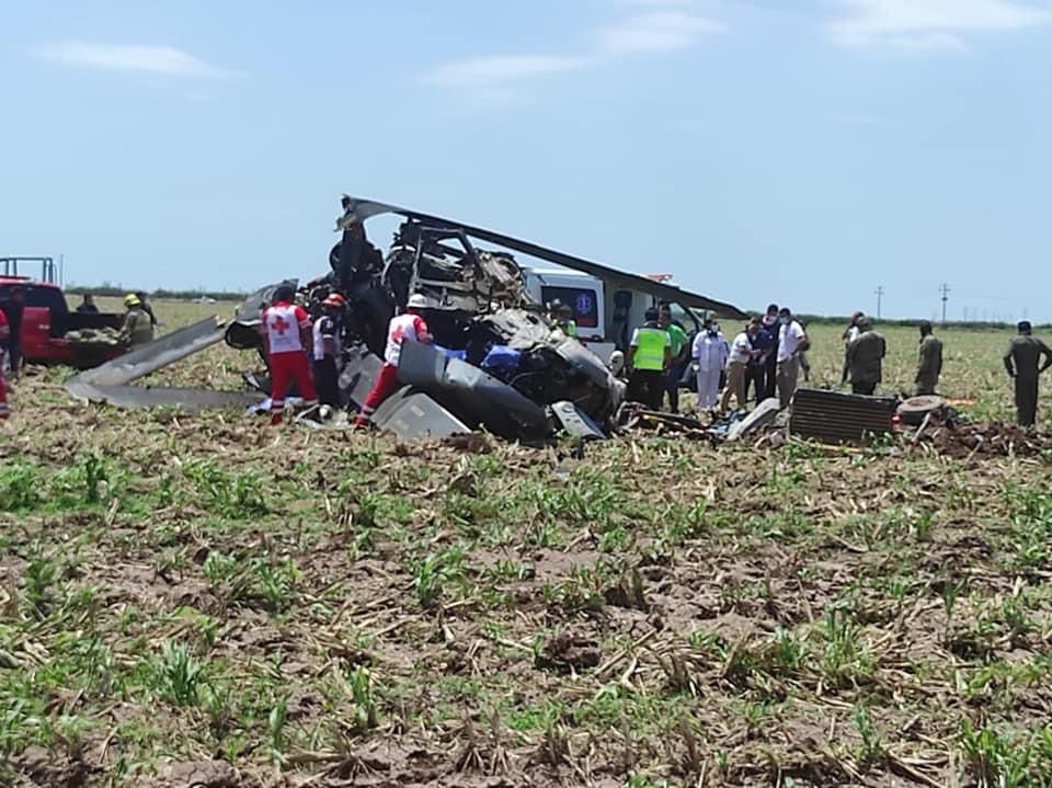 Buscan caja negra del helicóptero de la Semar en Sinaloa