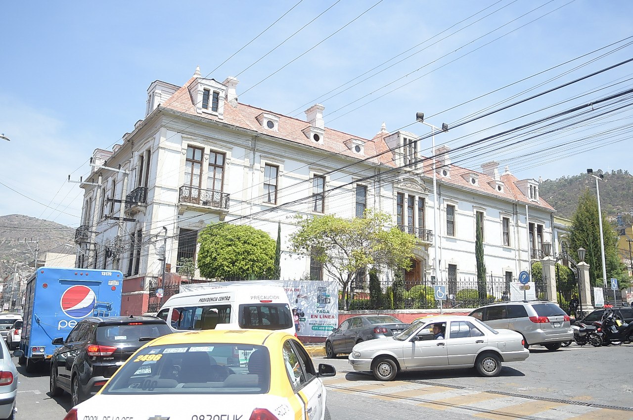 Trabajadores del ayuntamiento de Pachuca realizan labores desde casa