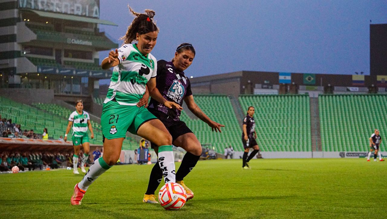 Pachuca vs Santos Femenil: Tuzas derrotadas en la Laguna