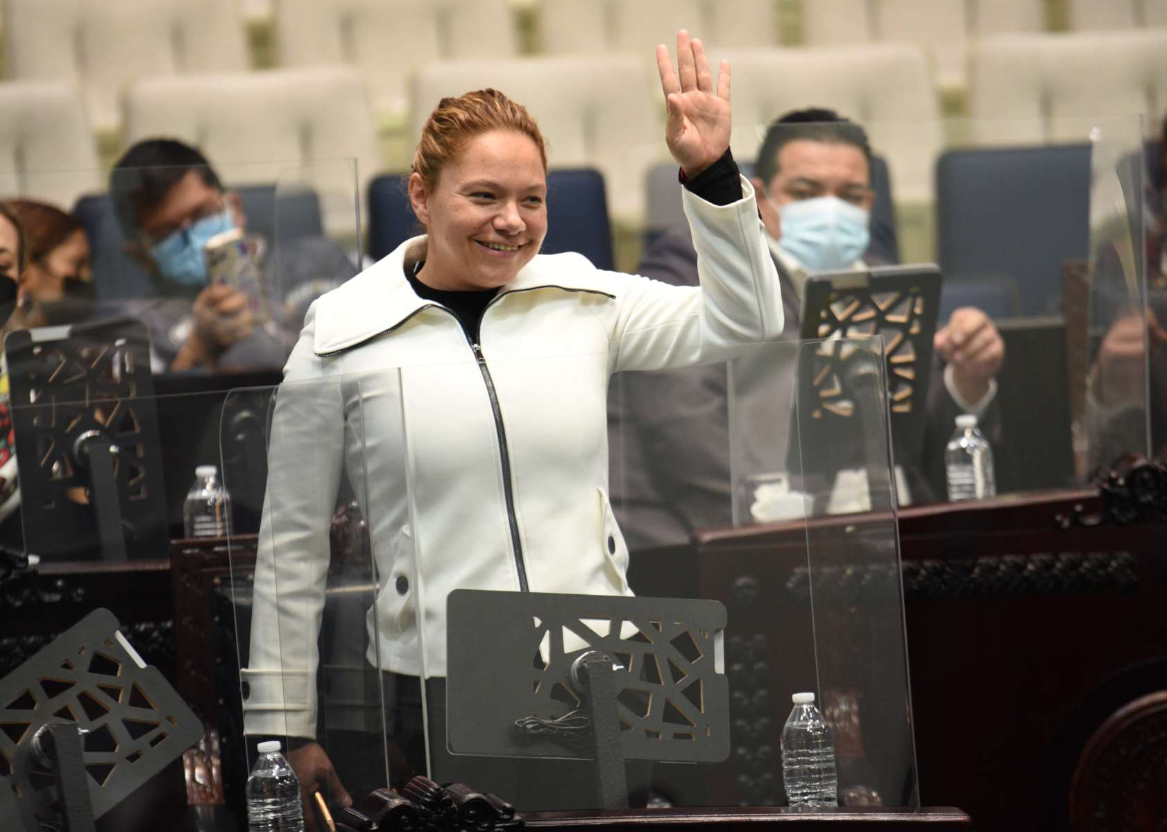 Sharon Macotela acusa a Jorge Araus de soborno