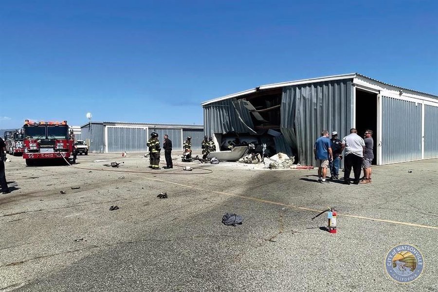 Video: Chocan dos avionetas en pleno vuelo en California