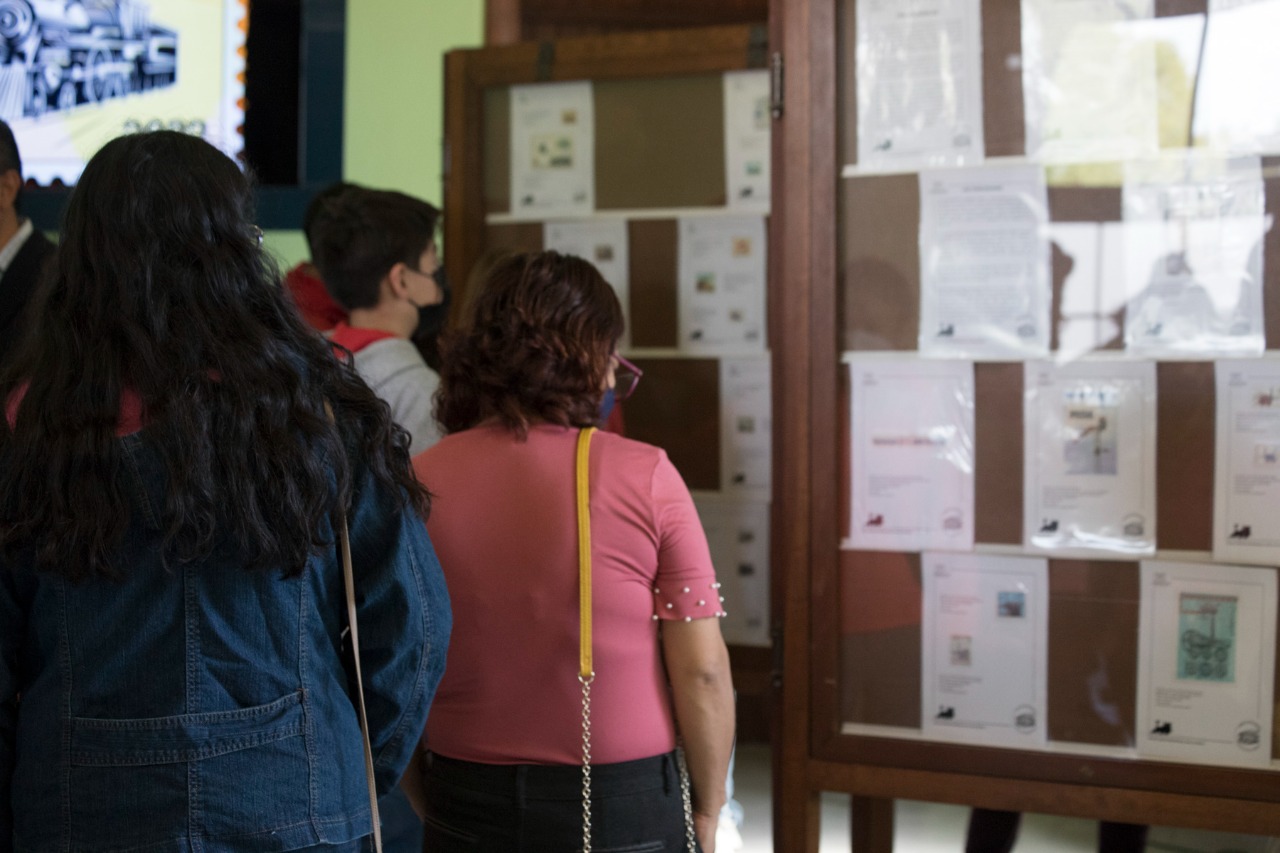 Presentan exposición ‘Historia del Ferrocarril, filatelia en el Ferro’