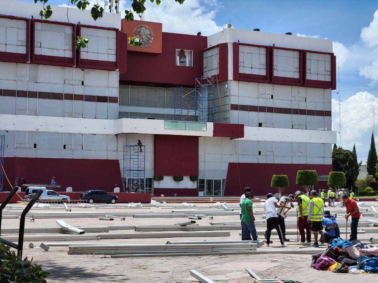 Nueva estructura para la toma de protesta costaría 814 mil pesos