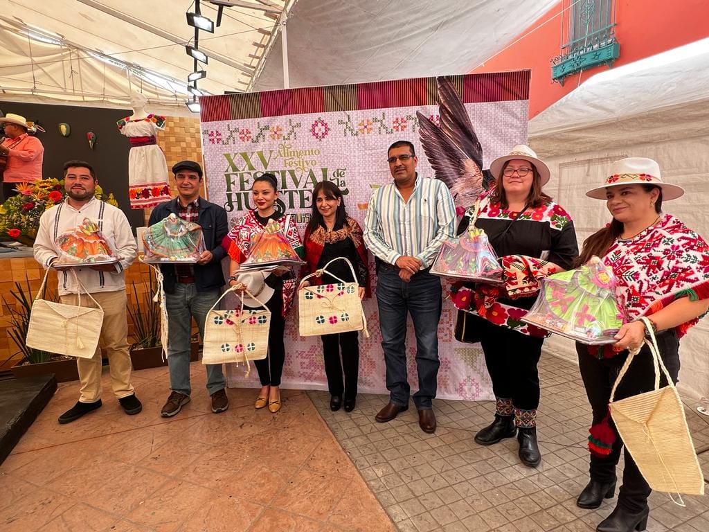 Hidalgo presente en el XXV Festival de la Huasteca