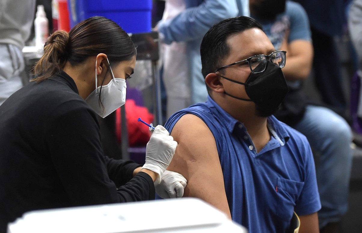 Influenza en México: suman 9.5 millones de vacunas aplicadas