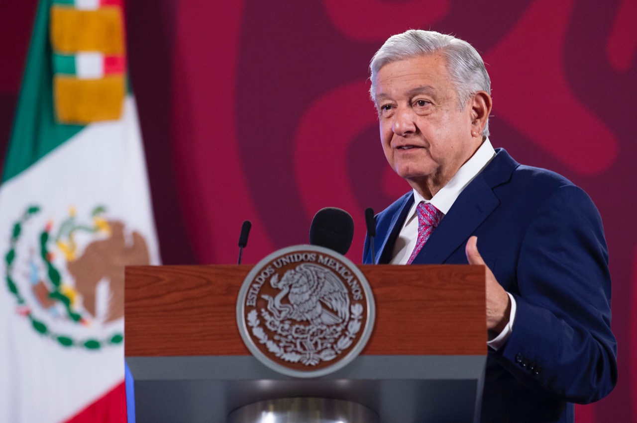 Encinas es incapaz de fabricar información: AMLO sobre investigación GIEI