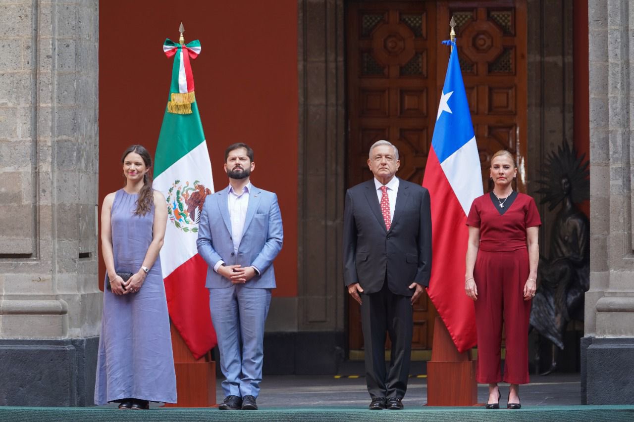 Recibe AMLO al presidente de Chile, Gabriel Boric