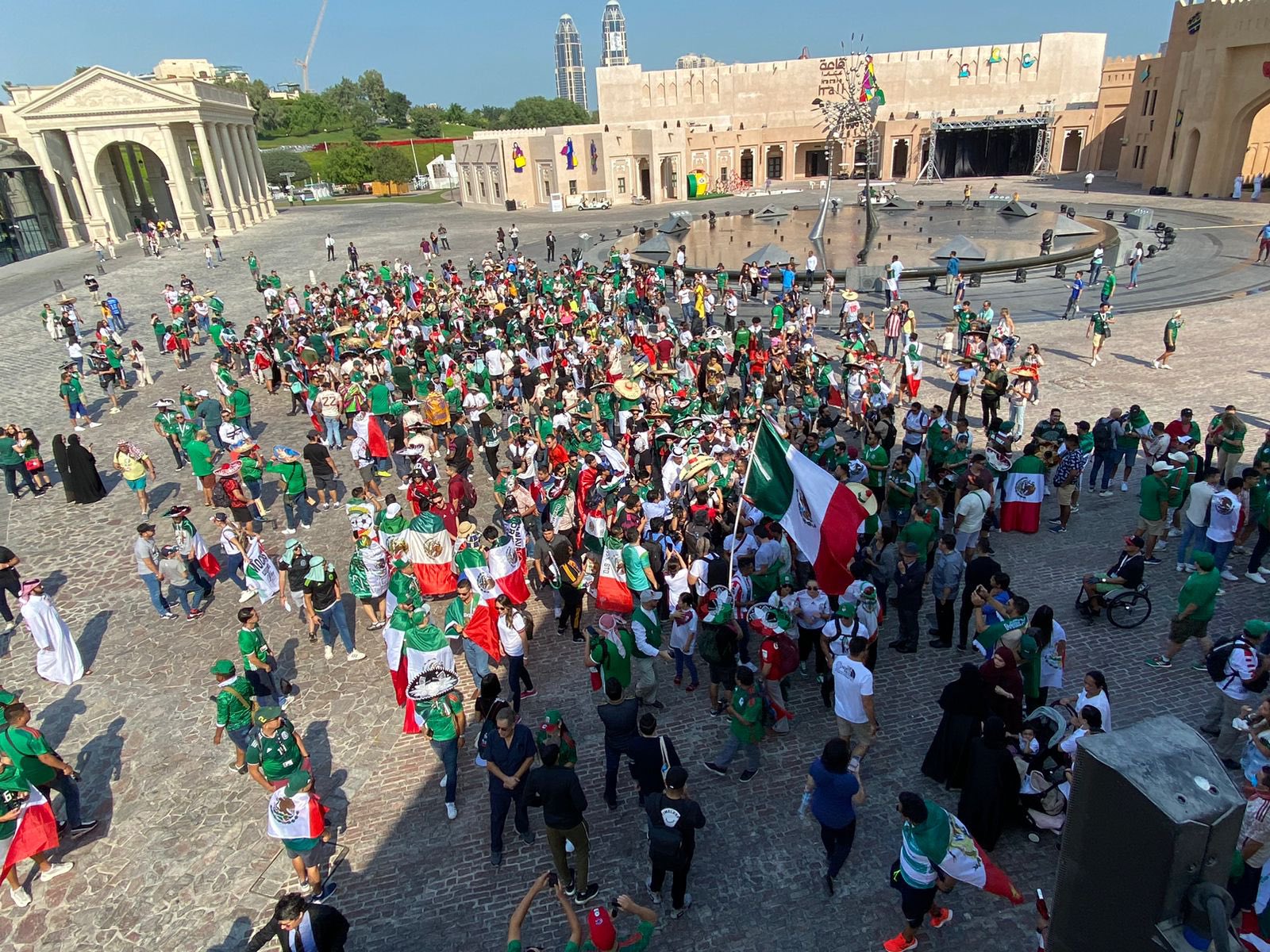 México vs Polonia: pondrán pantallas gigantes en Plaza Juárez