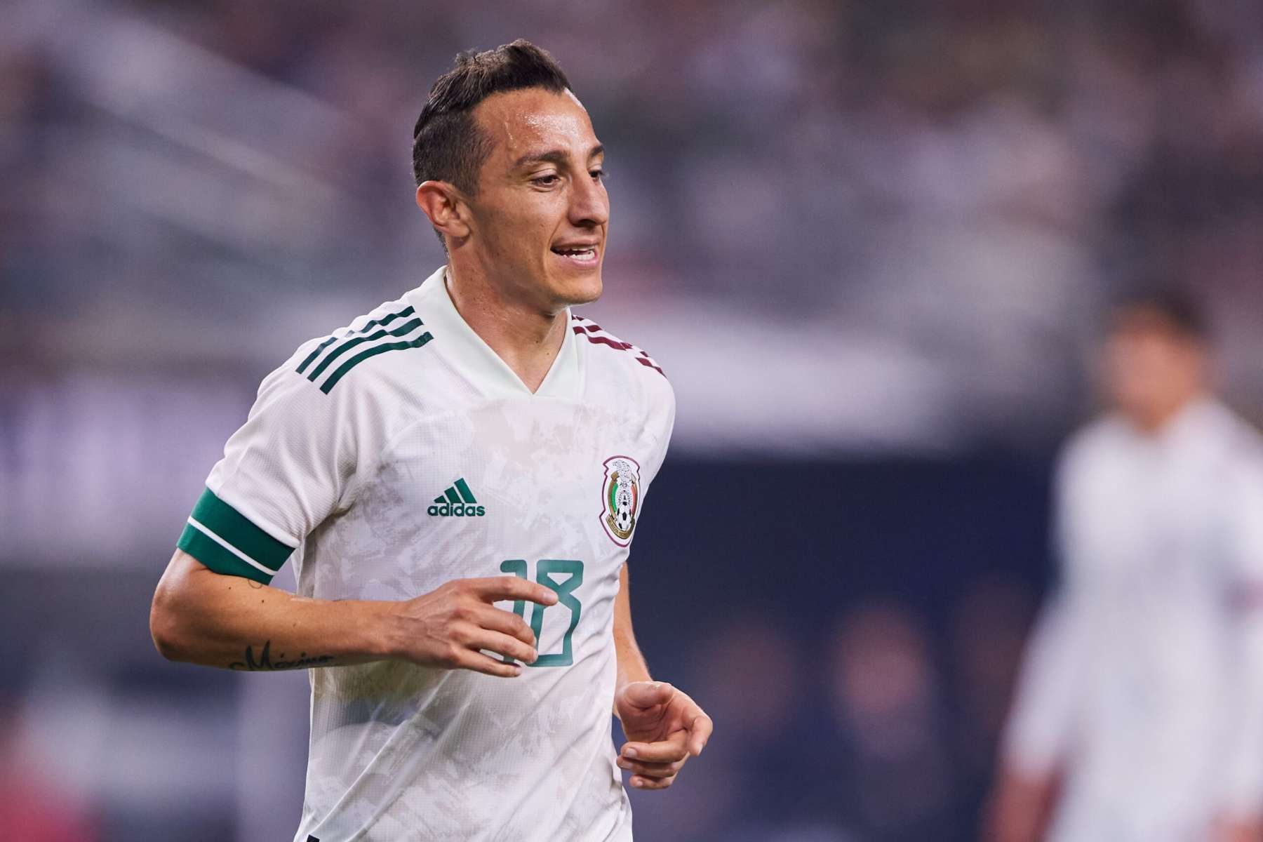 Canelo vs Messi: Andrés Guardado sale en defensa del argentino