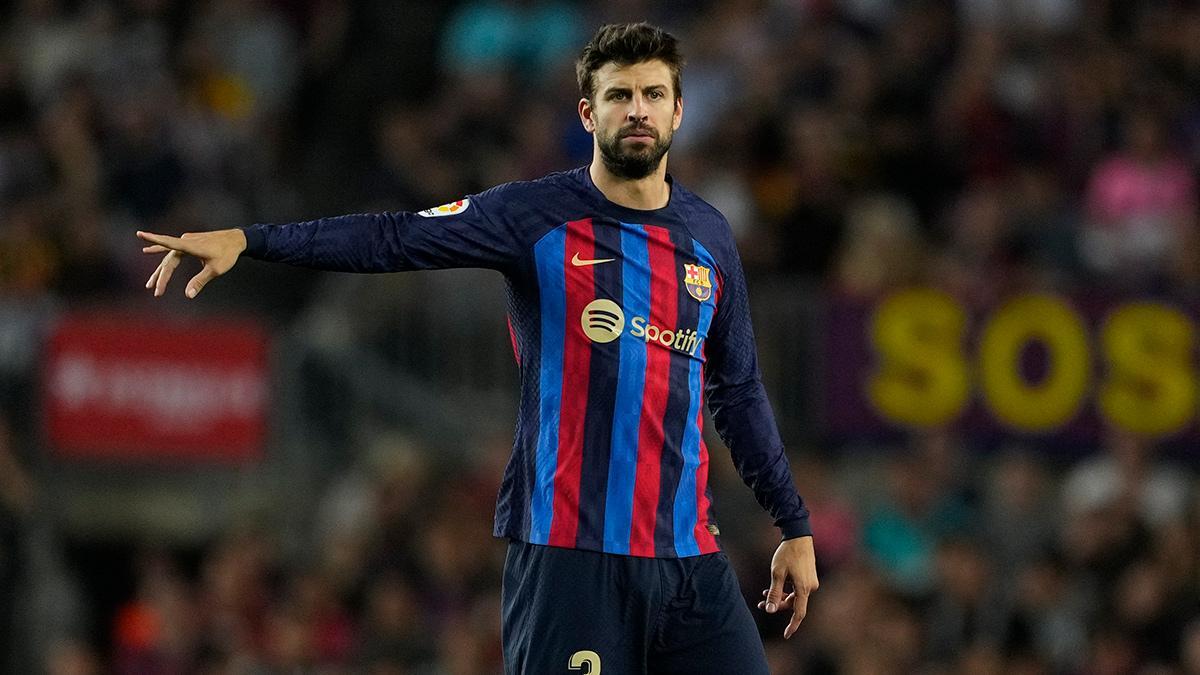 Piqué anuncia su retiro del futbol y del Barcelona