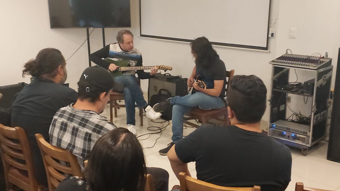 Alejandro Marcovich y César Huesca se presentarán en Casa Pädi