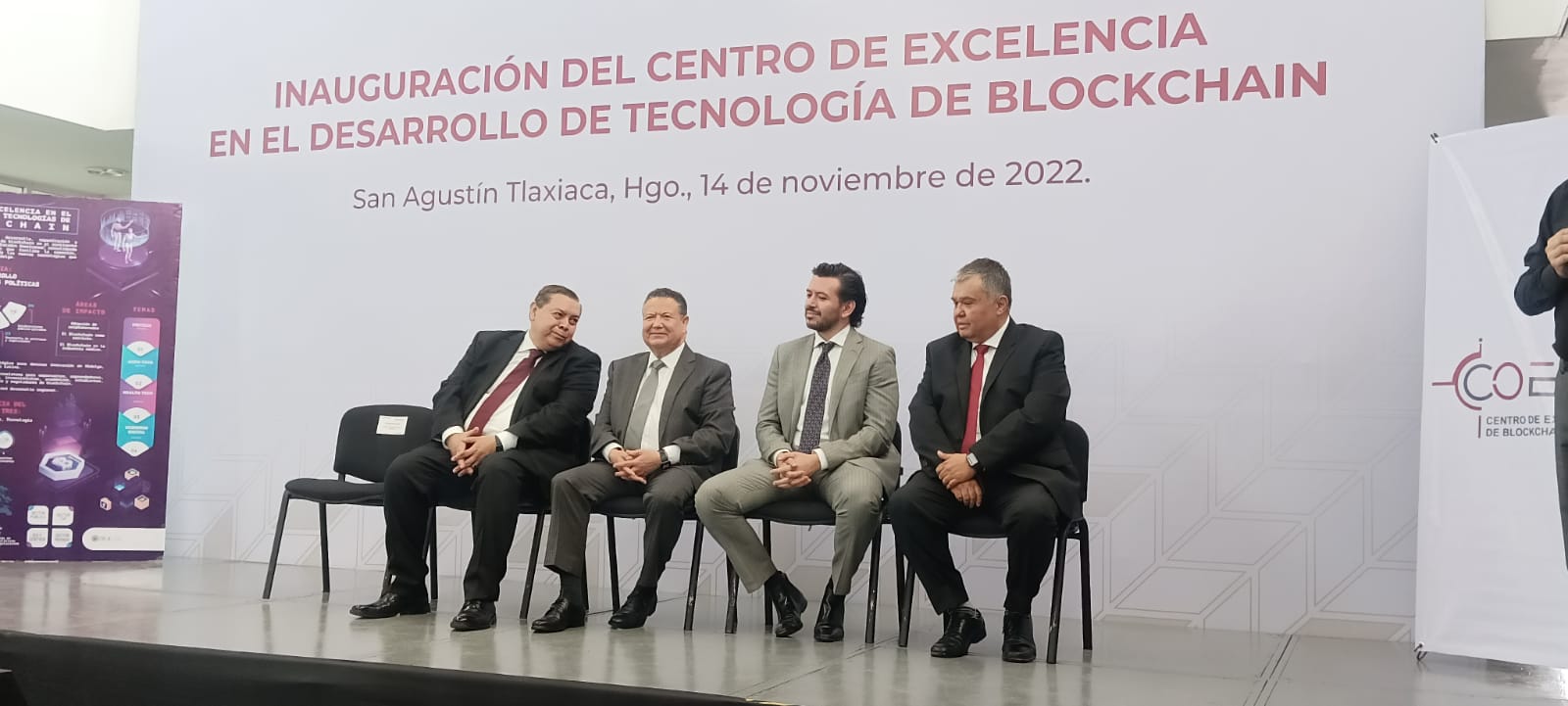 Julio Menchaca inaugura laboratorio tecnológico de Blockchain