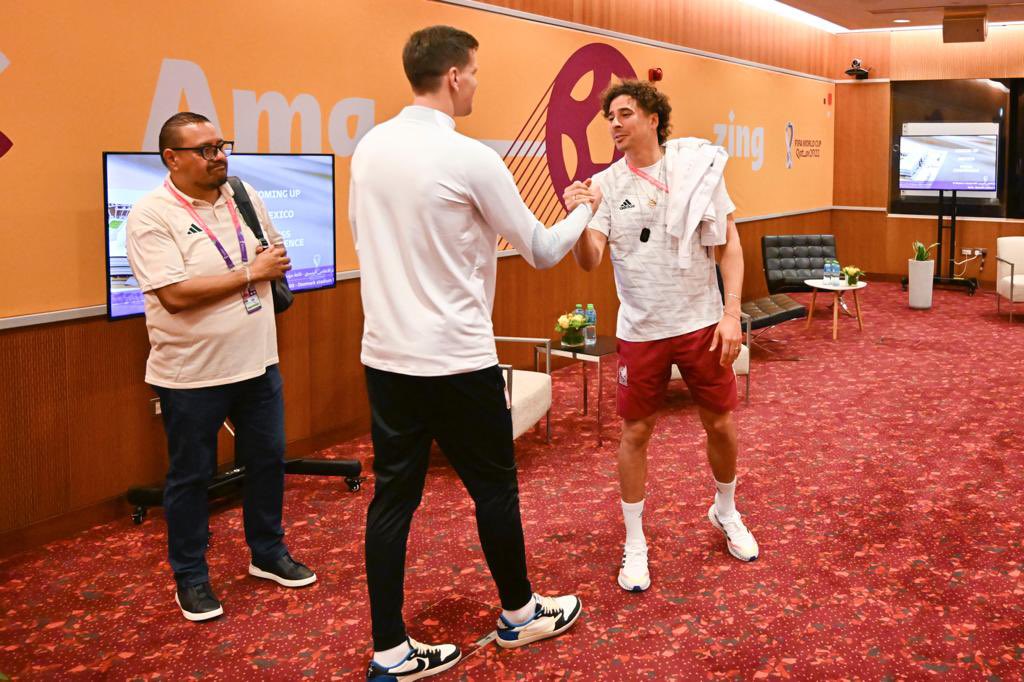 Guillermo Ochoa pide confianza para Raúl Jiménez