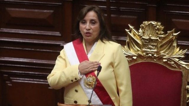 Dina Boluarte: primera presidenta de Perú