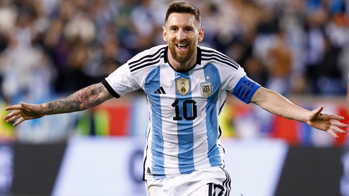 ¡Todo el apoyo a Messi! Argentinos agotan pasajes para la final del mundial