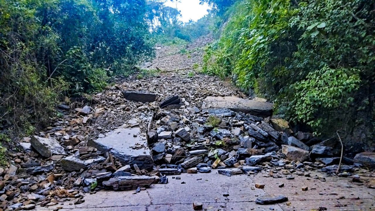 Detectan falla geológica en Tlanchinol tras derrumbe