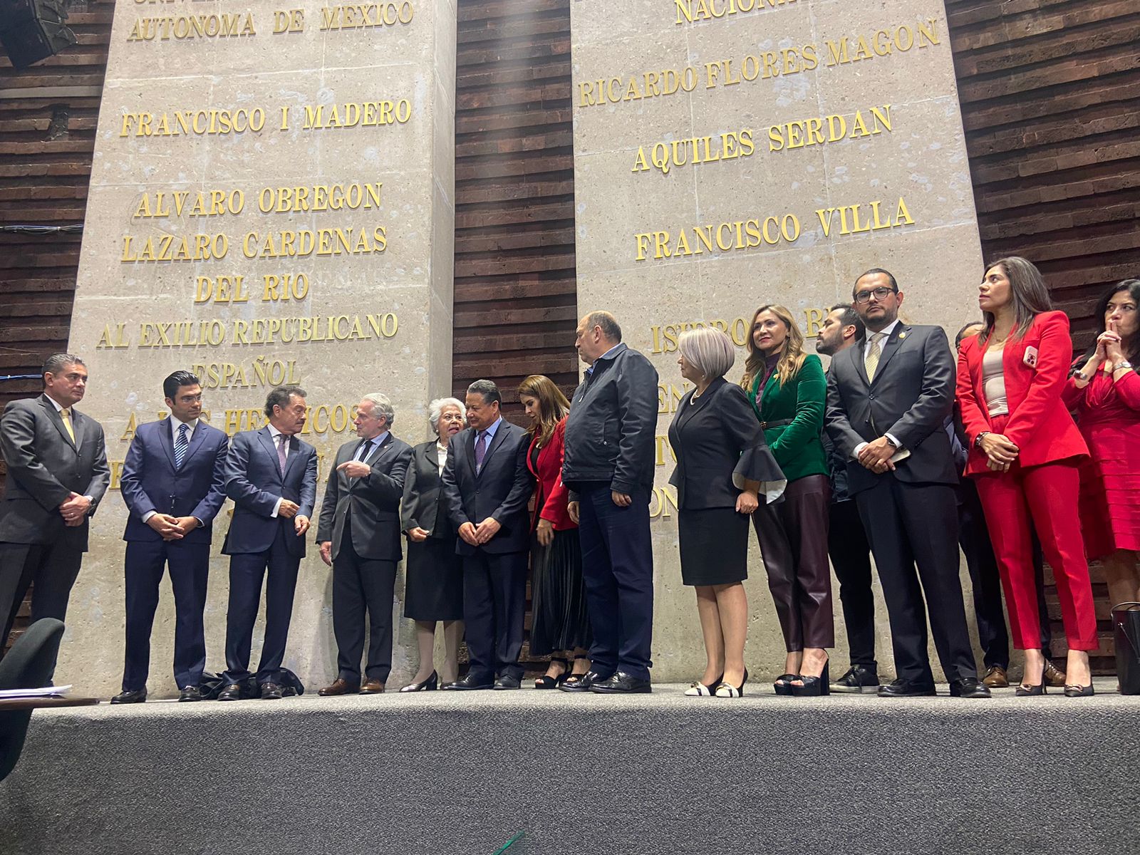 Felipe Ángeles en letras de oro de la Cámara de Diputados