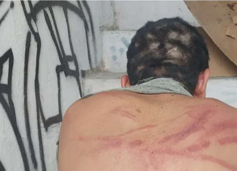 Golpean e intentan rapar a presunto ladrón en Huejutla