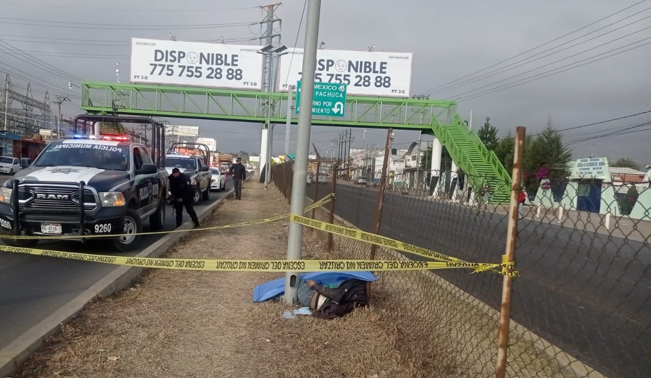 A unos metros de un puente peatonal, muere atropellado en Tulancingo