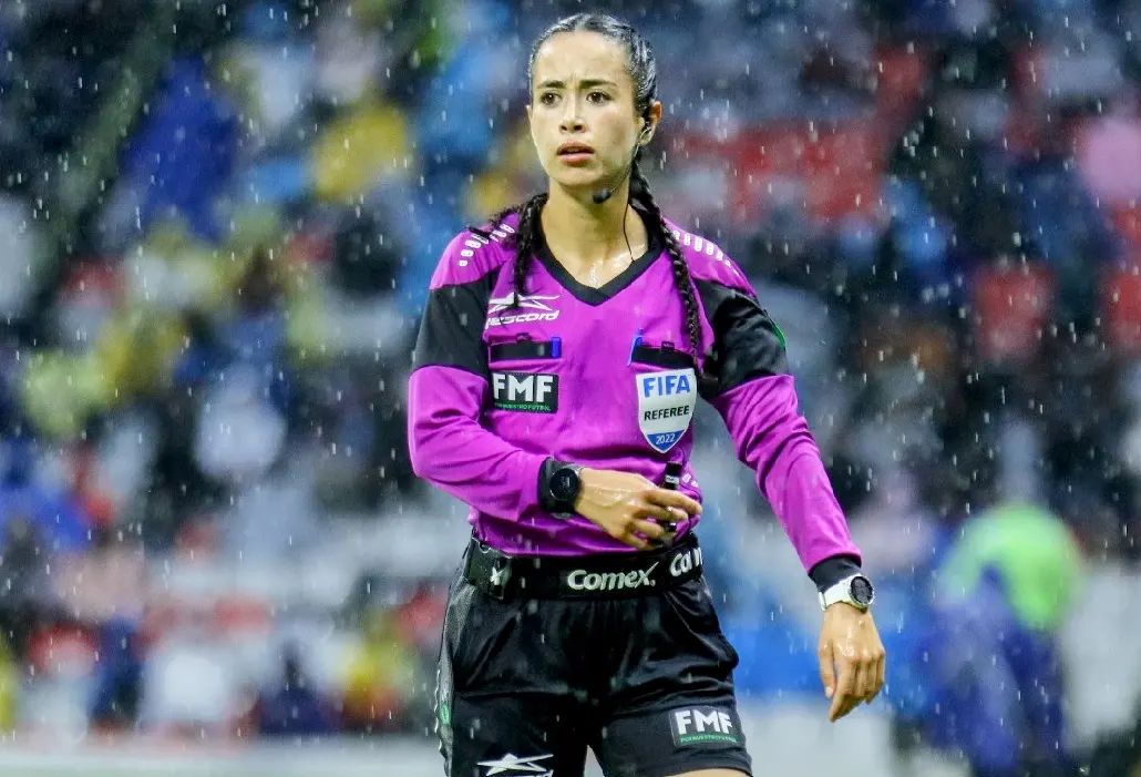 Katia García arbitra mexicana elegida para pitar en Mundial Femenil