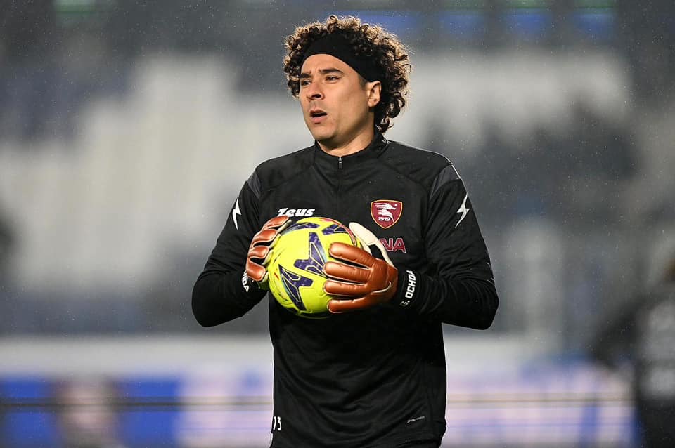 VIDEO | Guillermo Ochoa recibe su peor goleada en Europa