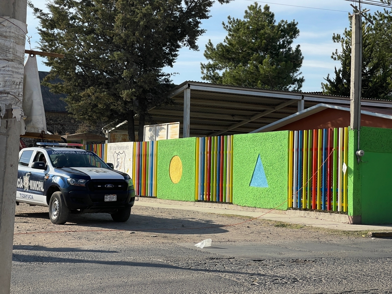 Roban cableado y artículos en jardín de niños de Tizayuca