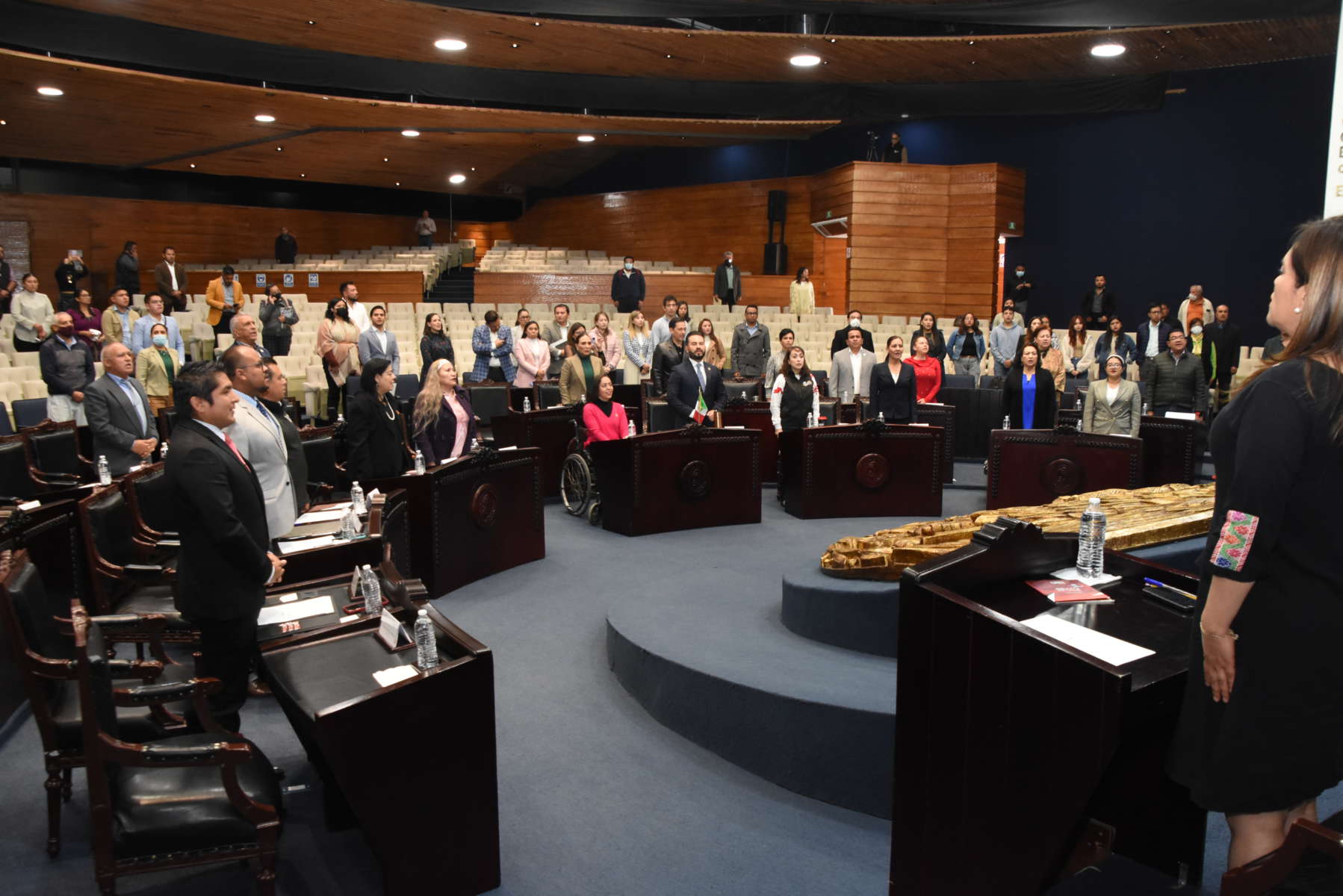 Diputados aprueban que municipios adquieran deuda pública